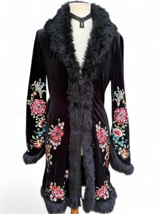 Betsey Johnson Jackets & Blazers - Betsey Johnson 1990s Vintage Black Velvet Duster Jacket